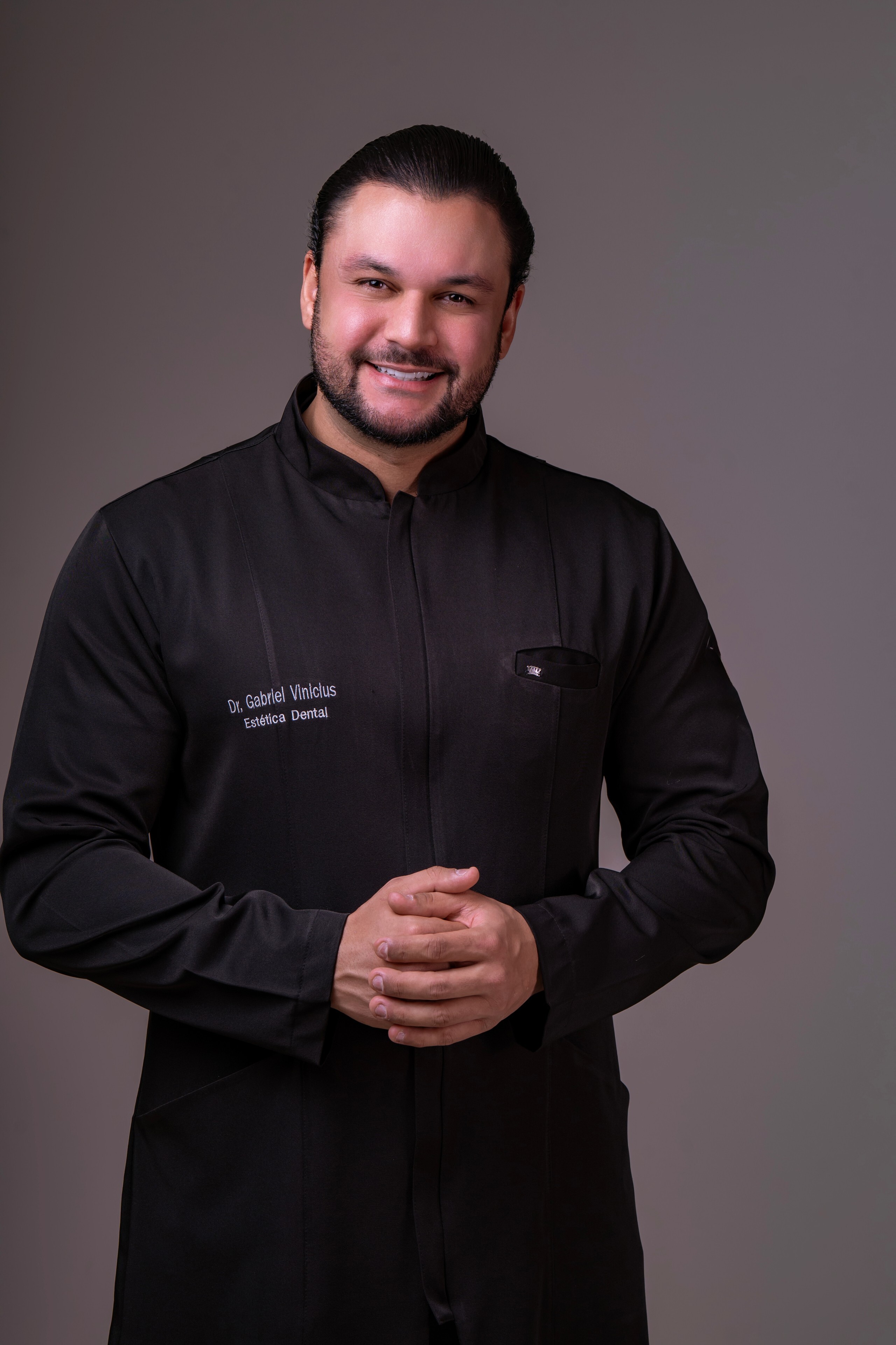 Dr. Gabriel Vinicius